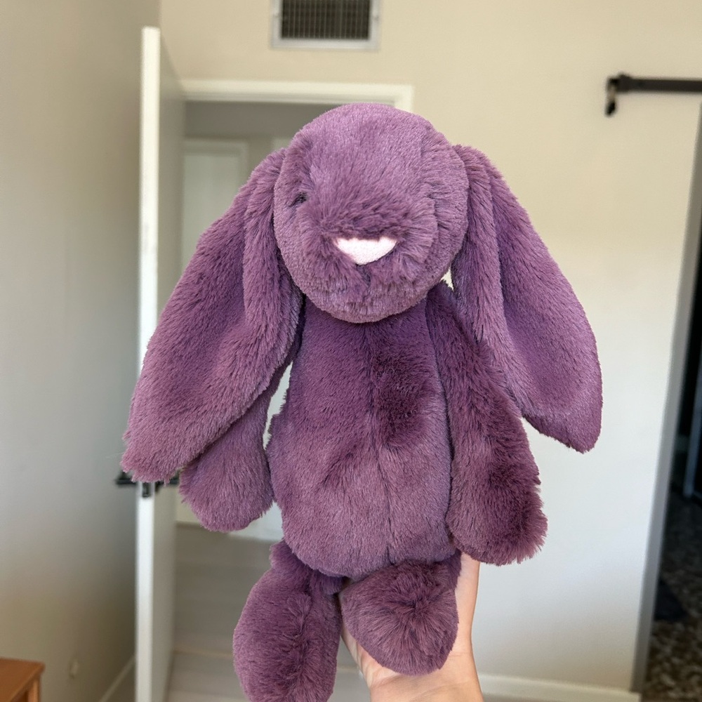 Bashful Bunny - Plum 🐰